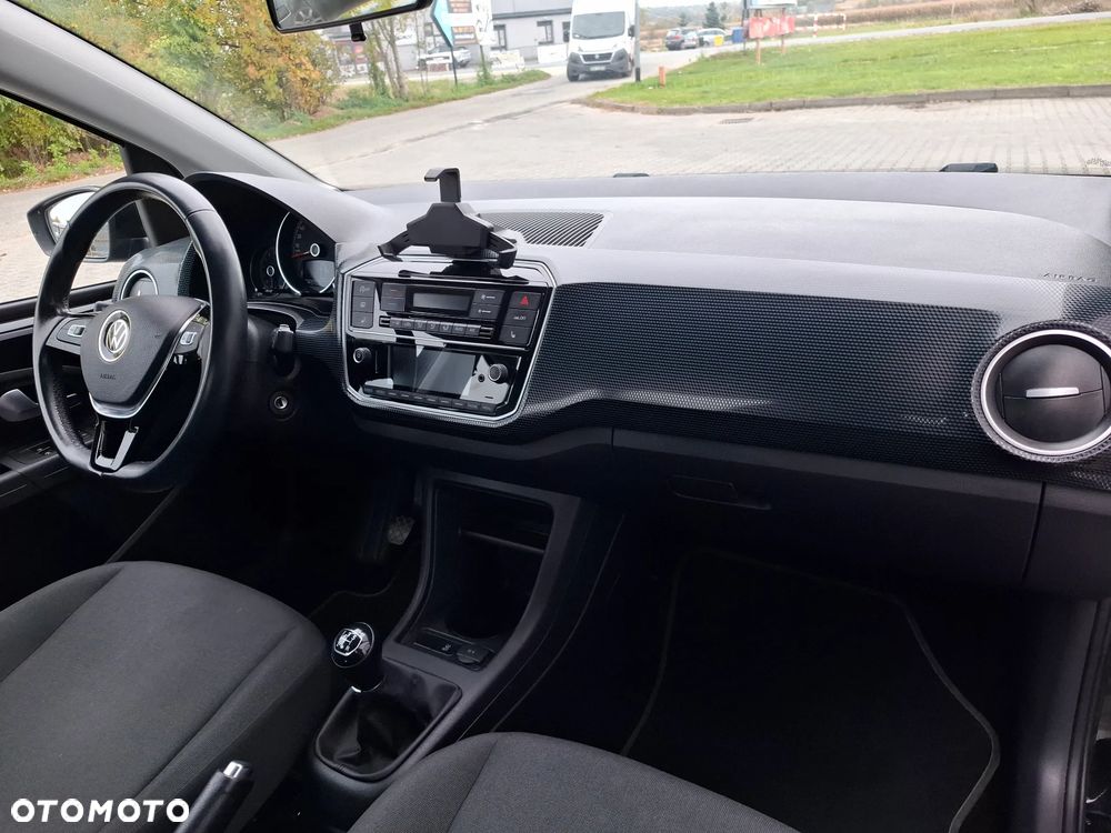 Volkswagen up! - 16