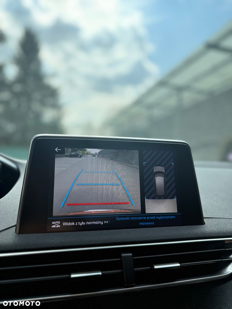 Peugeot 3008 1.2 PureTech Allure S&S - 18