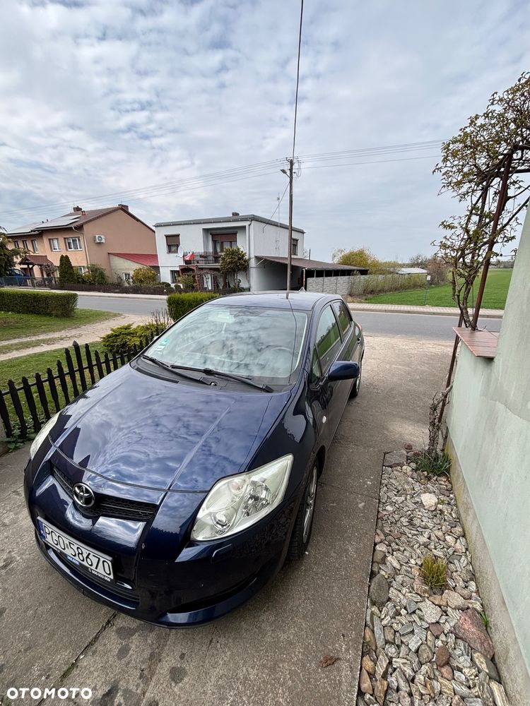 Toyota Auris 2.0 D-4D Premium - 3