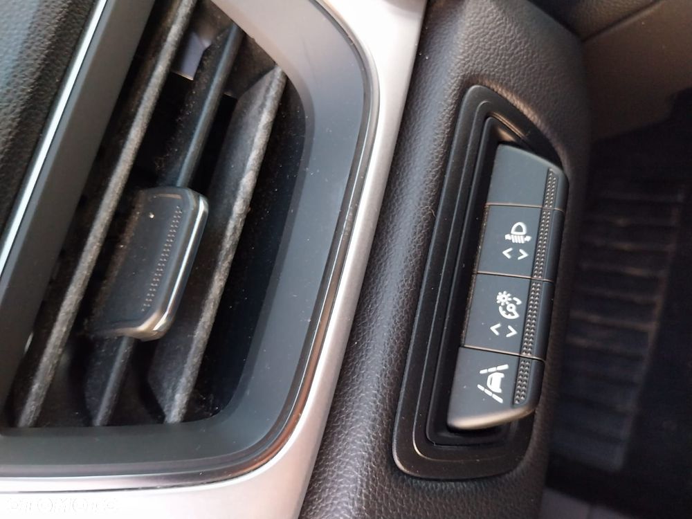 Renault Captur TCe 100 EXPERIENCE - 8