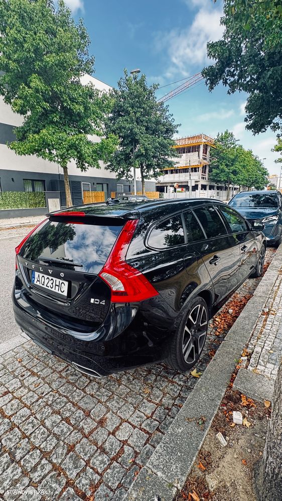 Volvo V60 D4 Geartronic Black Line - 8