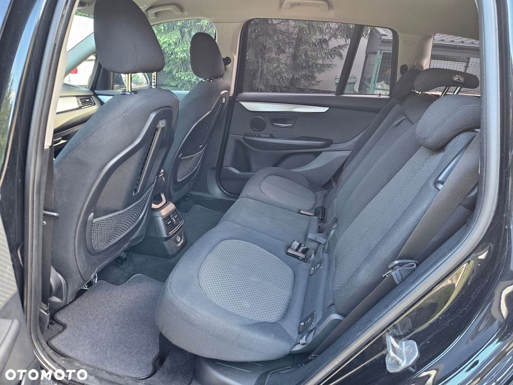 BMW Seria 2 218d Advantage sport - 37