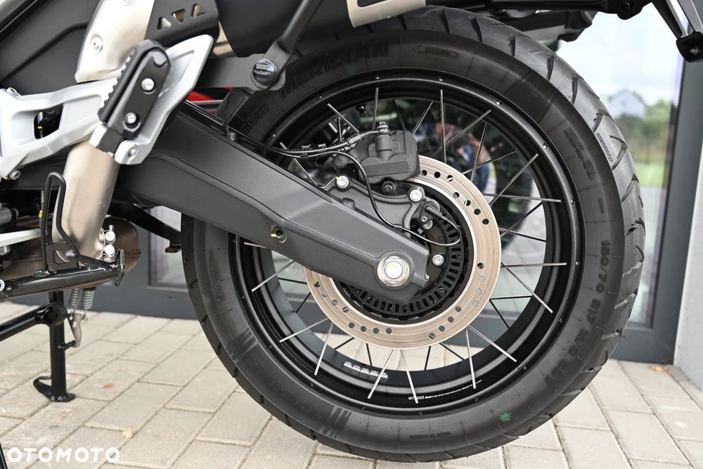 Moto Guzzi V85 - 23