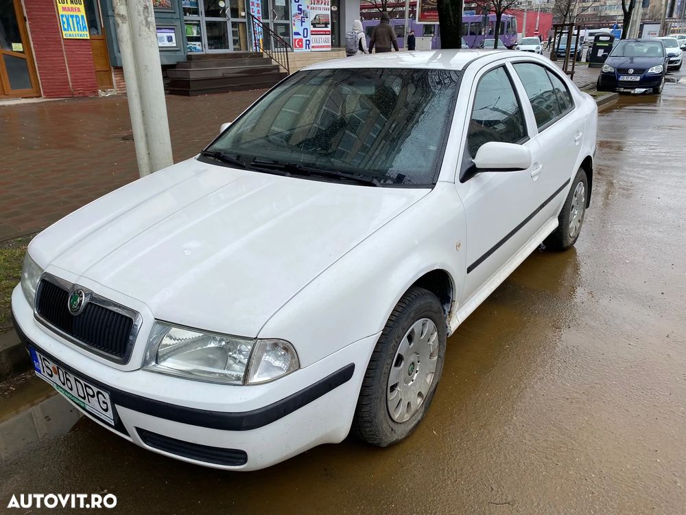 Skoda Octavia Tour 1.6 - 6