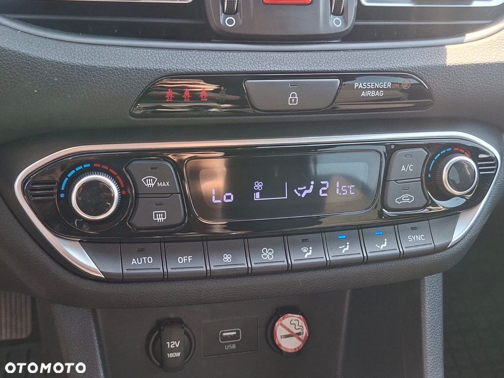 Hyundai i30 - 16