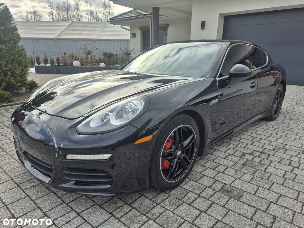 Porsche Panamera S - 2