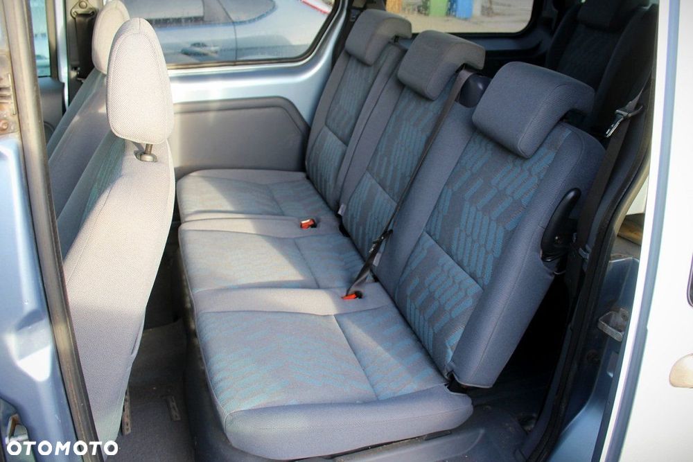 Ford Transit Connect MK1 2007 1.8TDCI (MASKA, ZDERZAK, LAMPA, BŁOTNIK, DRZWI, SZYBA, FOTEL) - 10