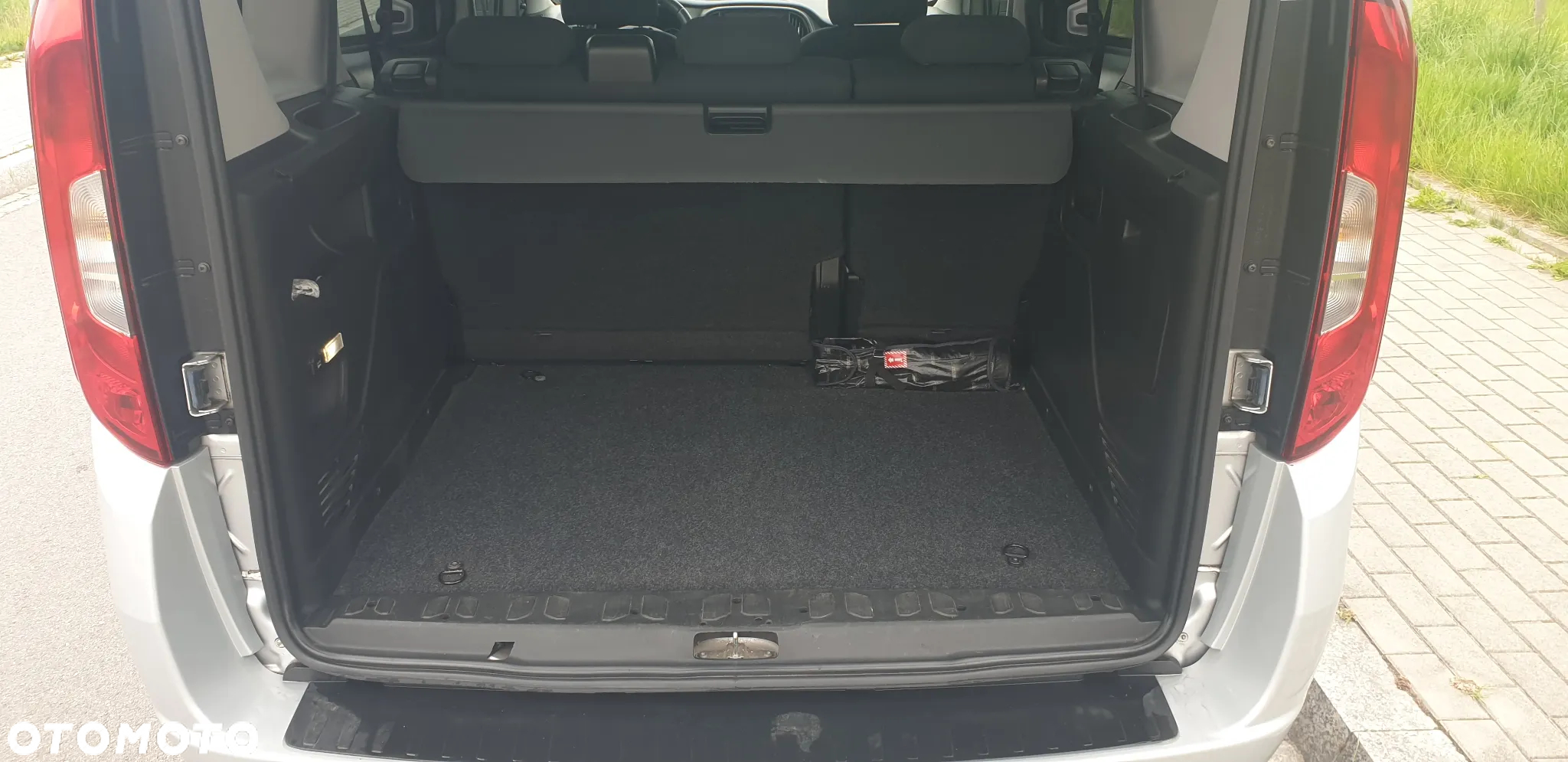 Fiat Doblo 1.6 Multijet 16V Lounge - 11