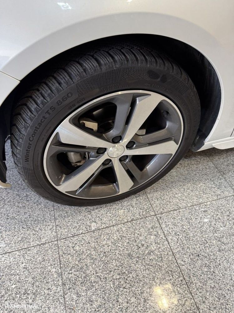 Peugeot 308 SW 1.5 BlueHDi GT Line EAT8 - 32