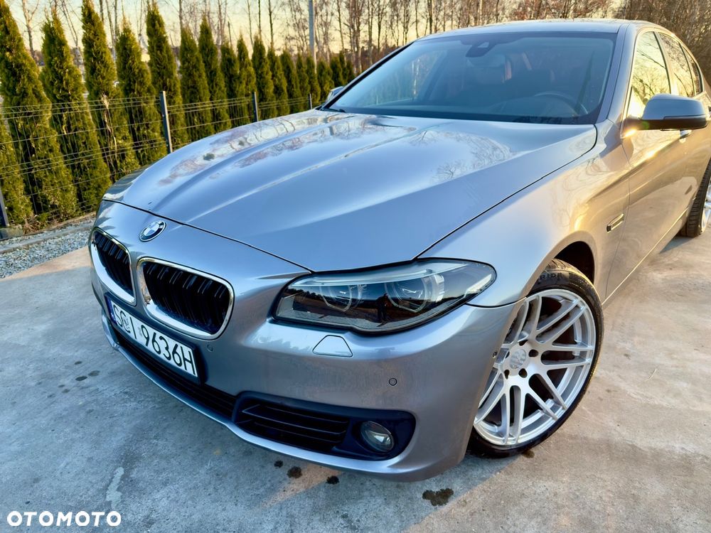BMW Seria 5 528i xDrive Sport-Aut Luxury Line - 6