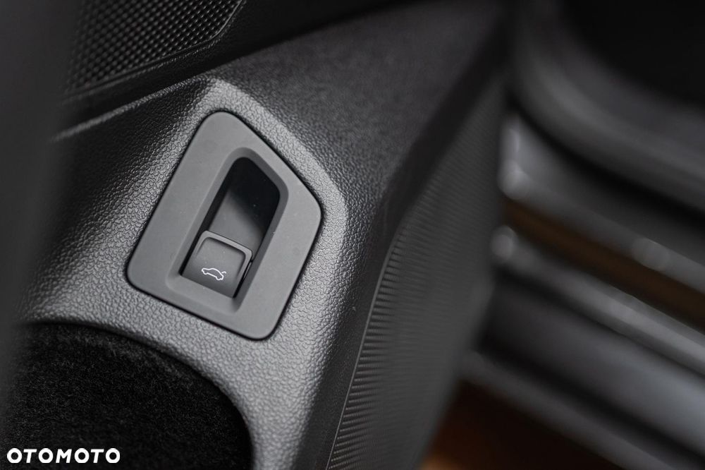 Volkswagen Passat 1.4 TSI BMT ACT Highline - 27