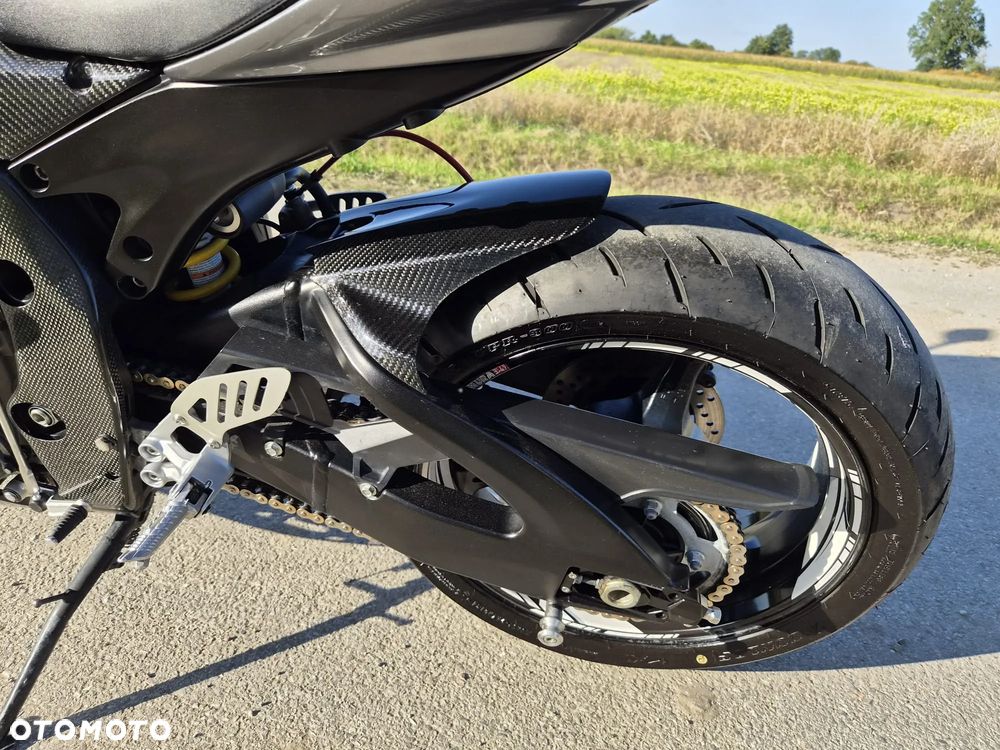 Suzuki GSX-R - 34