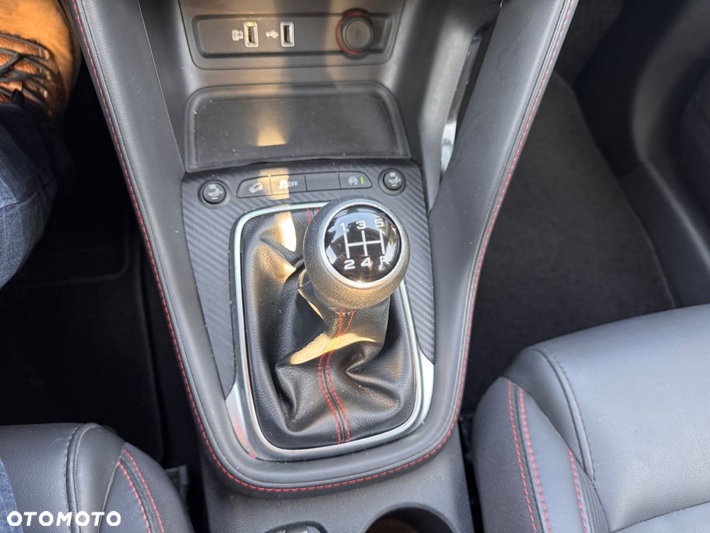 MG ZS ICE 1.5 VTI-tech Luxury - 21