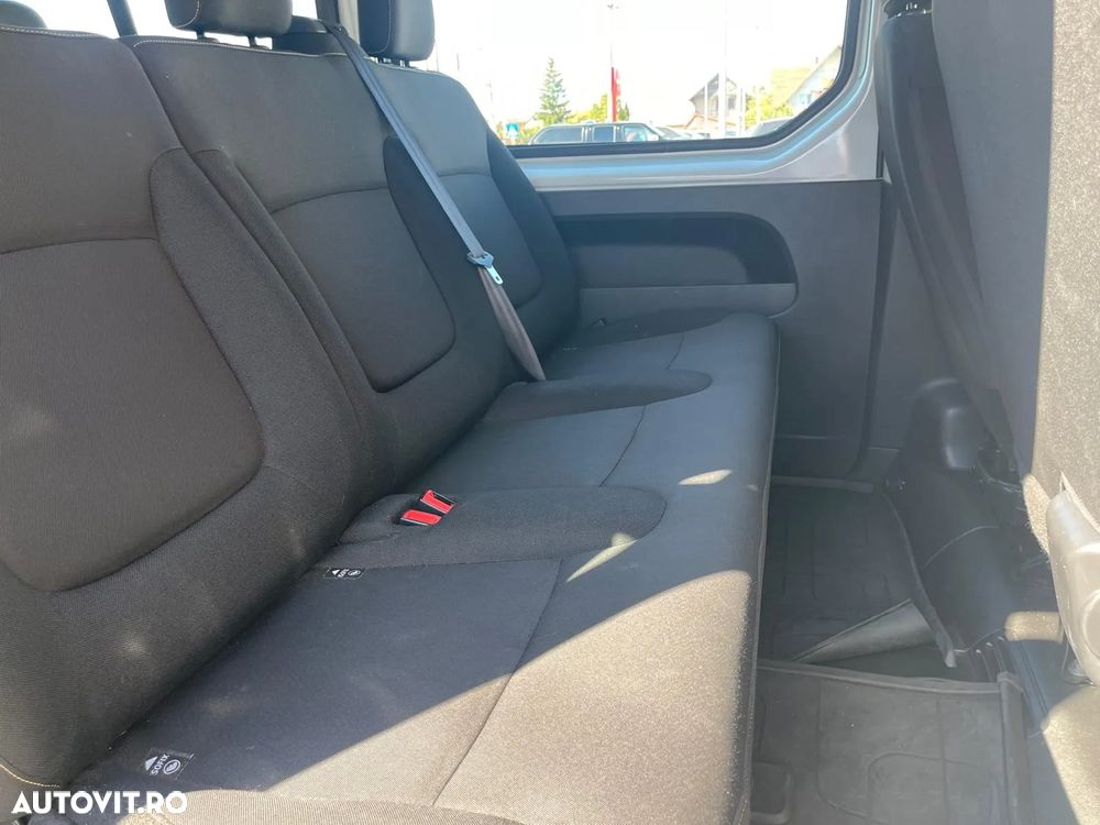 Renault Trafic - 14
