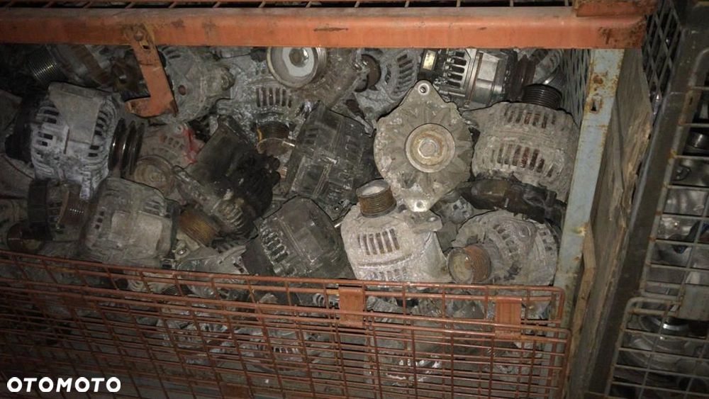 Alternatory rozruszniki Iveco Daily Bosch Valeo, różne numery 0125811040 / 5801580939 / 0001109306 - 1