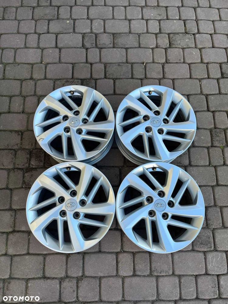 Oryginalne alufelgi Hyundai 5x114,3 16 cali Czujniki Tucson IX35 I30 - 4