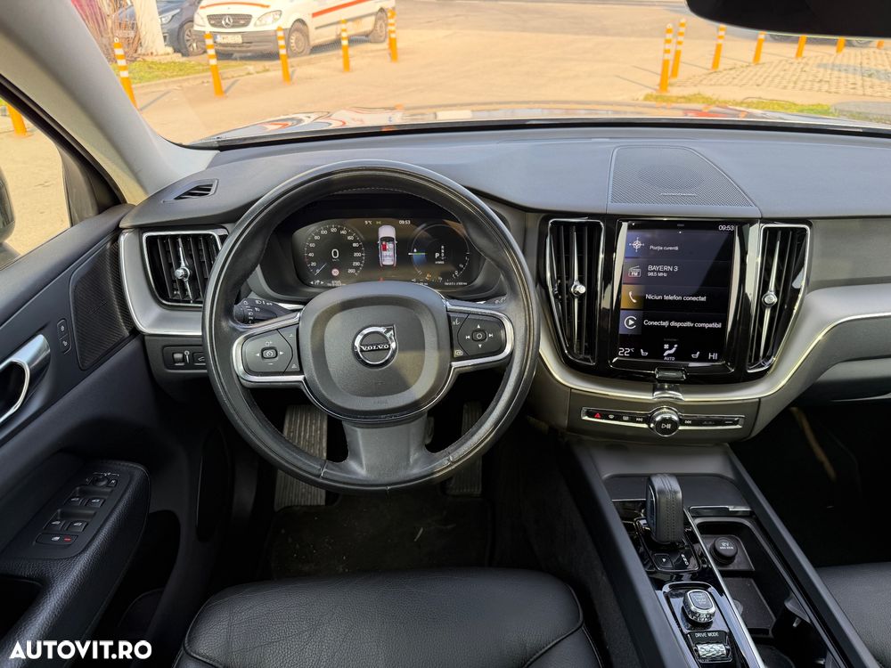 Volvo XC 60 T6 AWD AT PHEV Plus Dark - 9