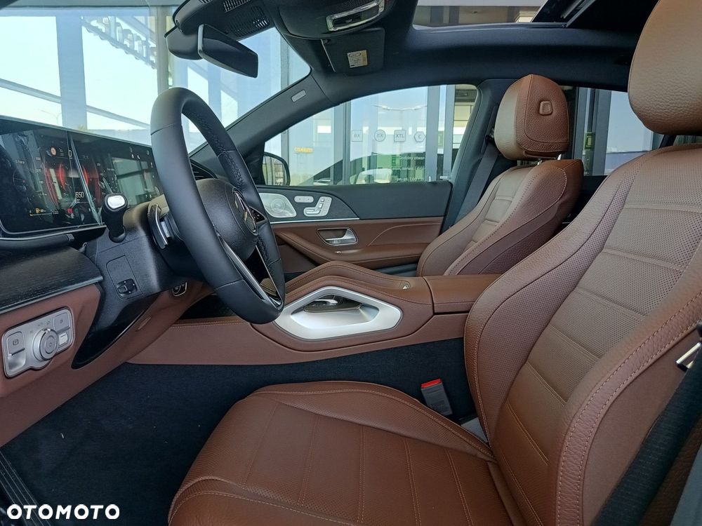 Mercedes-Benz GLE - 32