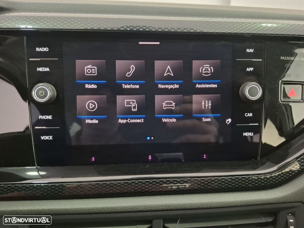 VW Polo 1.0 TSI Urban DSG - 18