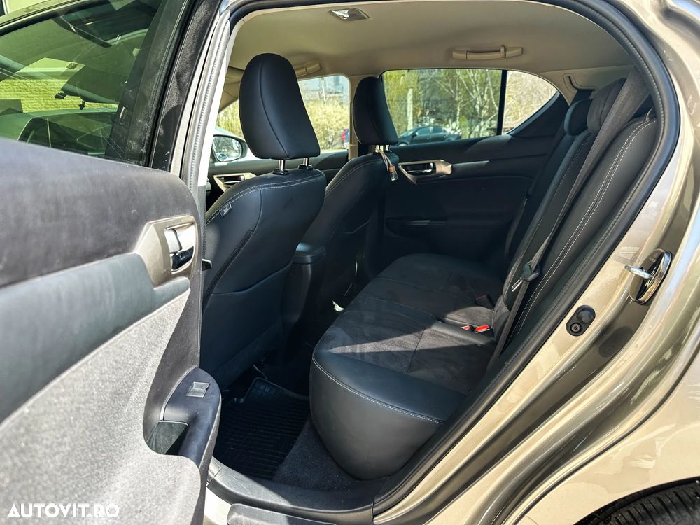 Lexus CT 200h Executive - 12