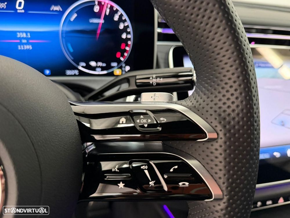 Mercedes-Benz E 300 e AMG Line - 24