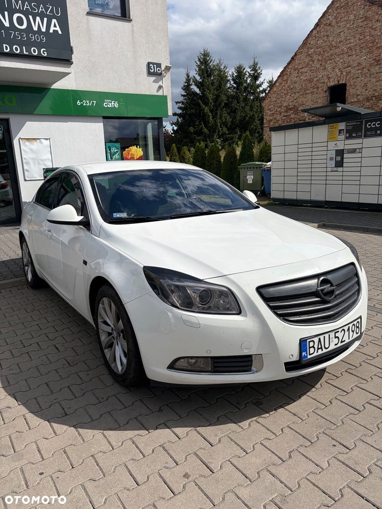 Opel Insignia - 1