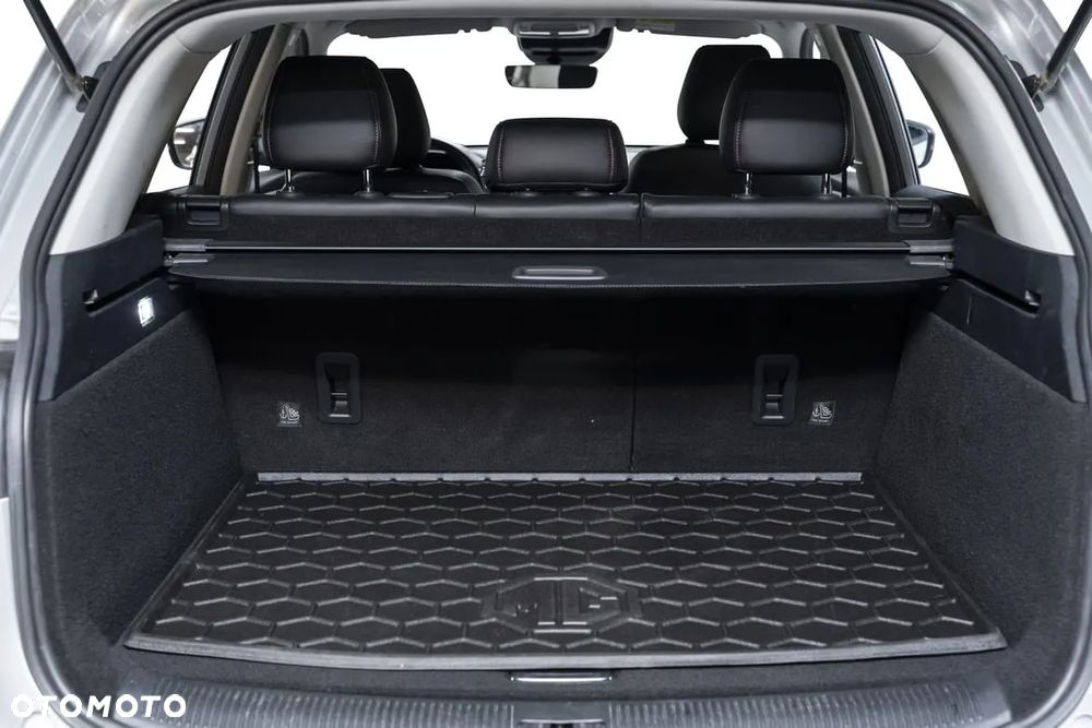 MG EHS 1.5T-GDI PHEV Luxury - 12