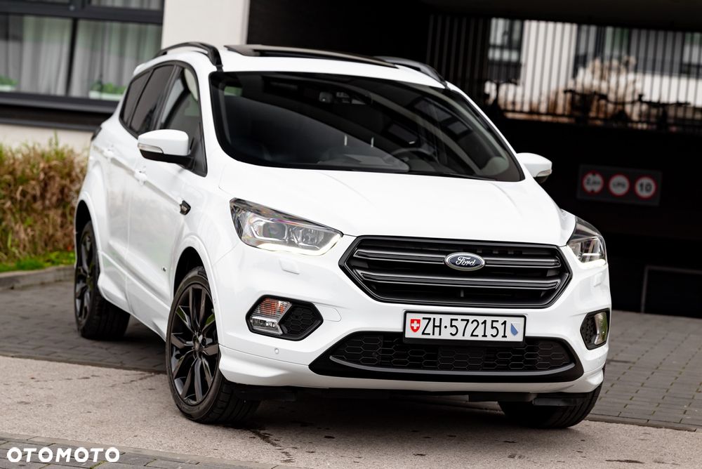 Ford Kuga 2.0 TDCi 4x4 ST-Line - 3