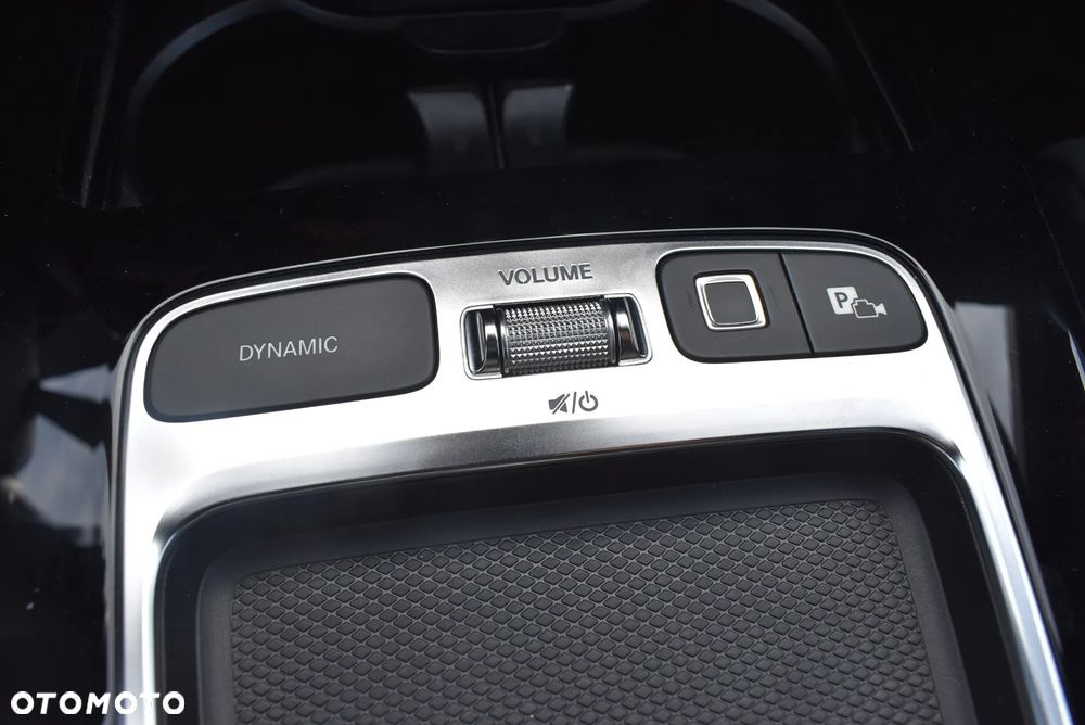 Mercedes-Benz CLA 200 mHEV 7G-DCT - 33