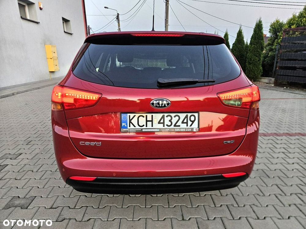 Kia Ceed 1.6 CRDi SCR L Business Line Plus DCT - 7