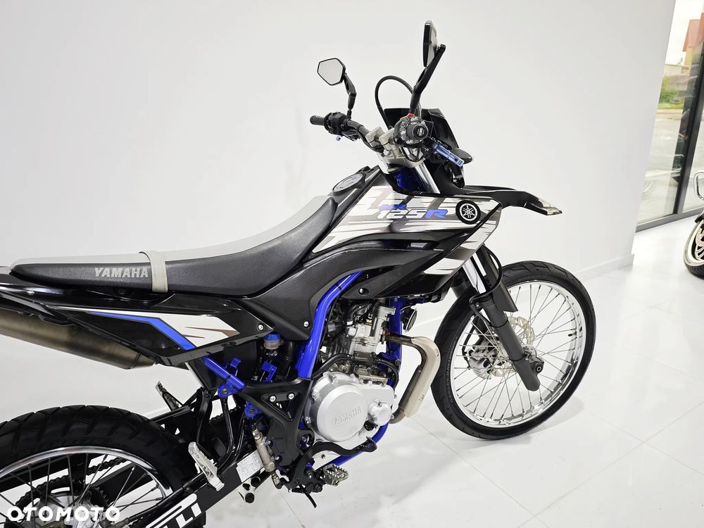 Yamaha WR - 11