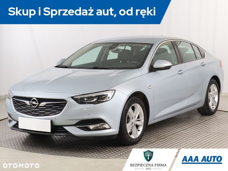 Opel Insignia - 2