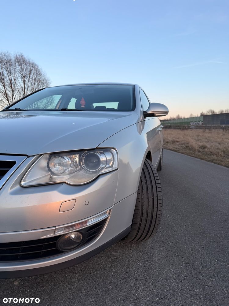 Volkswagen Passat 1.8 TSI Comfortline - 2