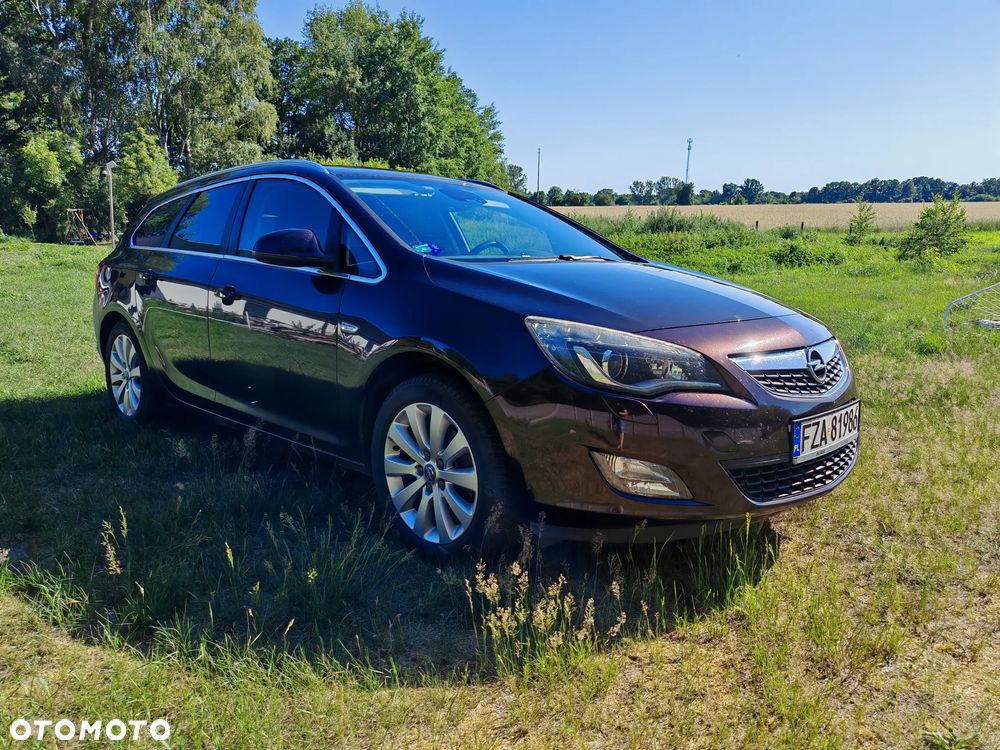 Opel Astra 2.0 CDTI Cosmo - 2