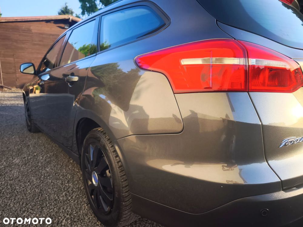Ford Focus - 17