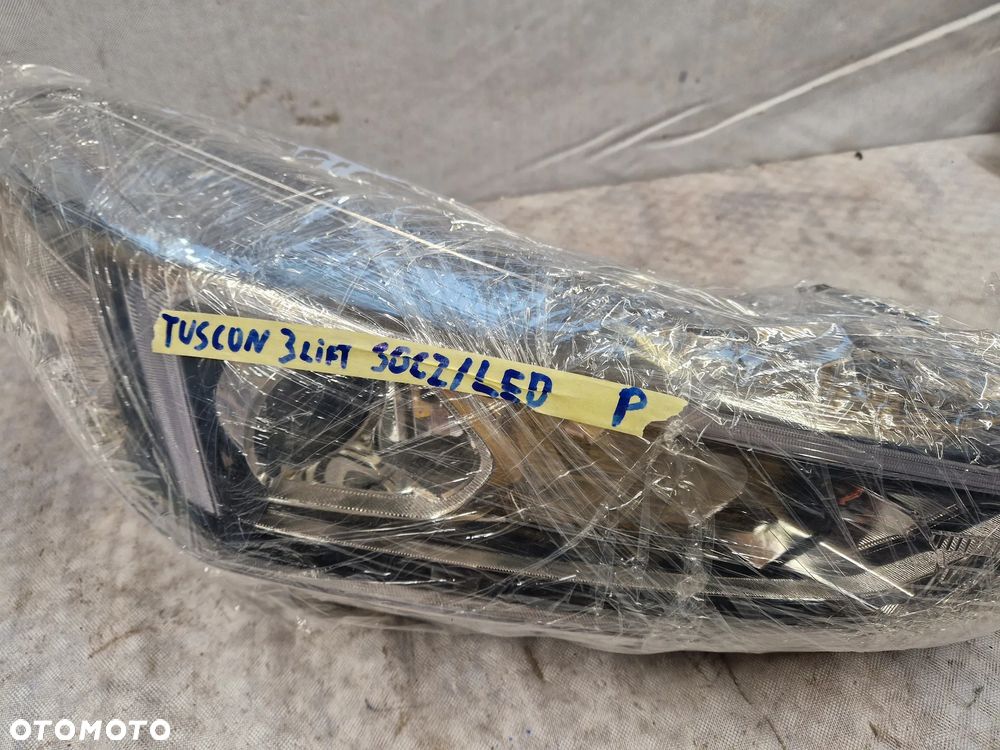 Hyundai Tuscon III Lift Lampa Prawa Soczewka + LED - 23