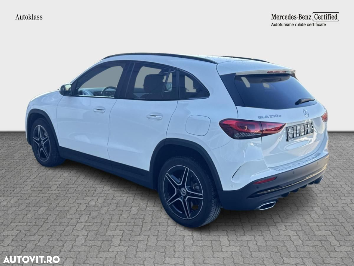 Mercedes-Benz GLA 250 e - 4