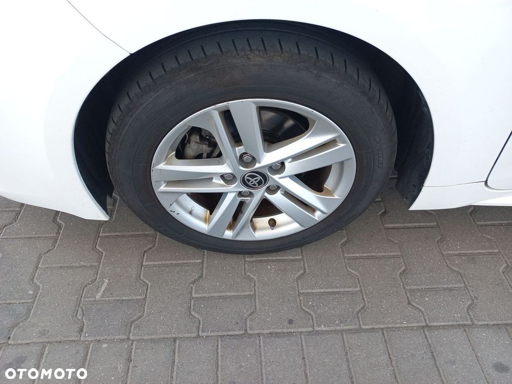 Toyota Corolla - 24