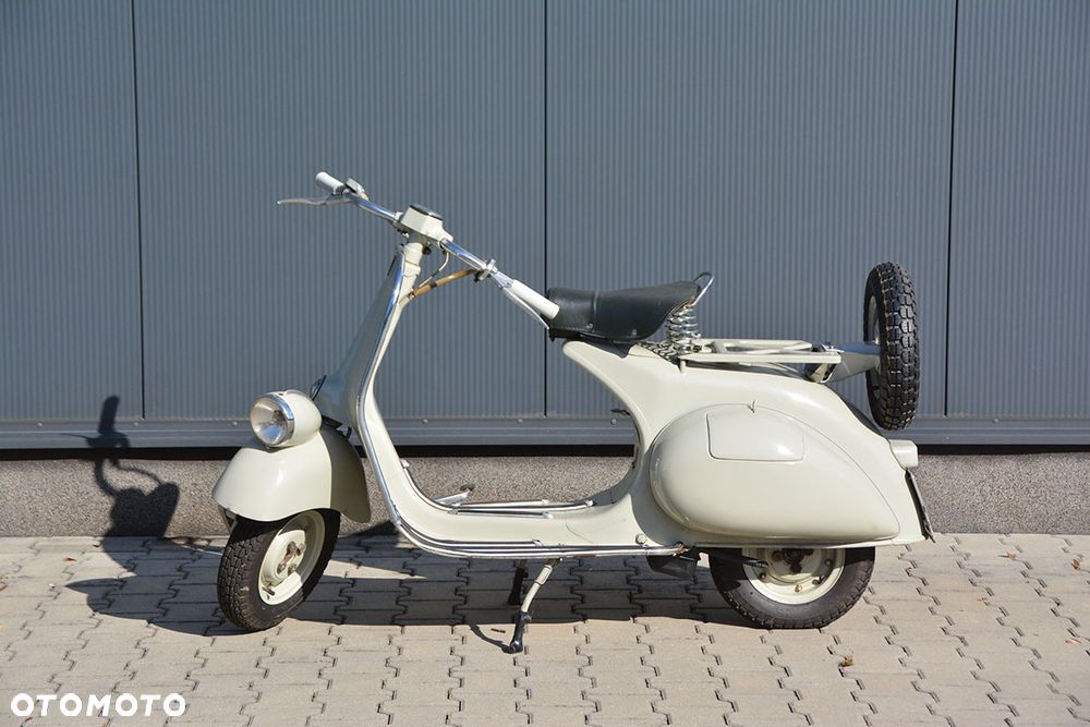 Vespa V - 1