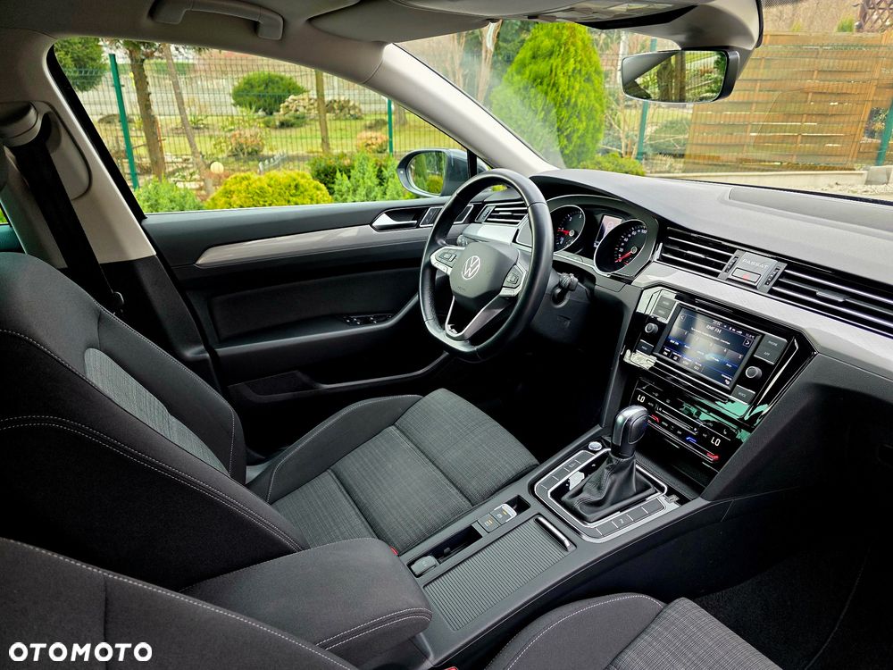 Volkswagen Passat 2.0 TDI EVO Business DSG - 29