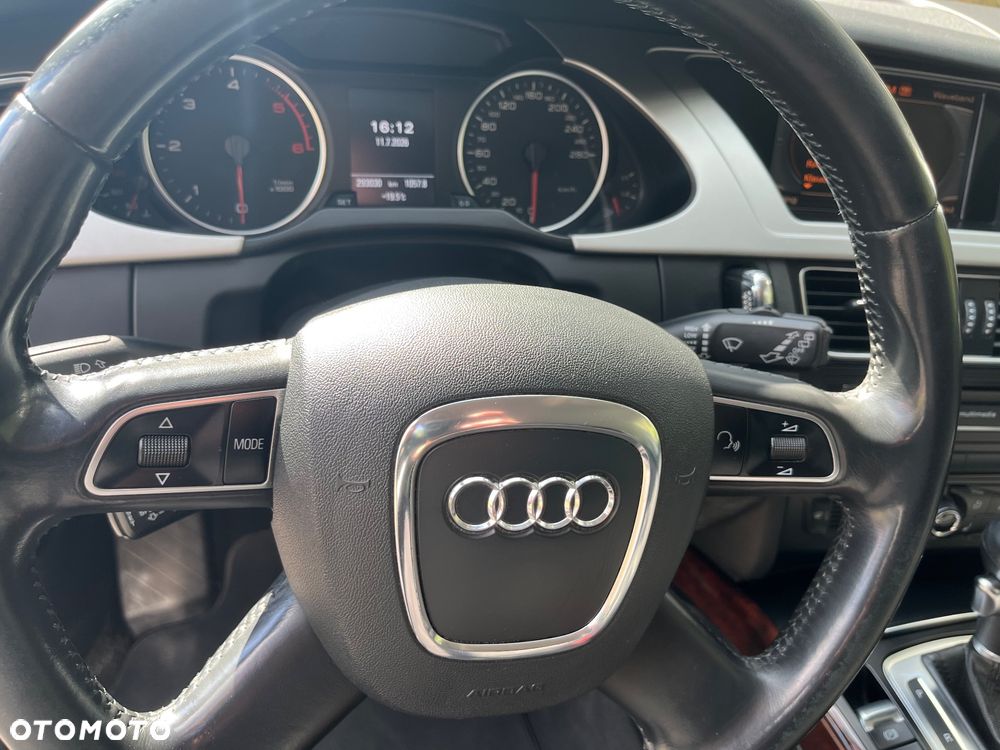 Audi A4 Avant 2.0 TDI Multitronic - 7
