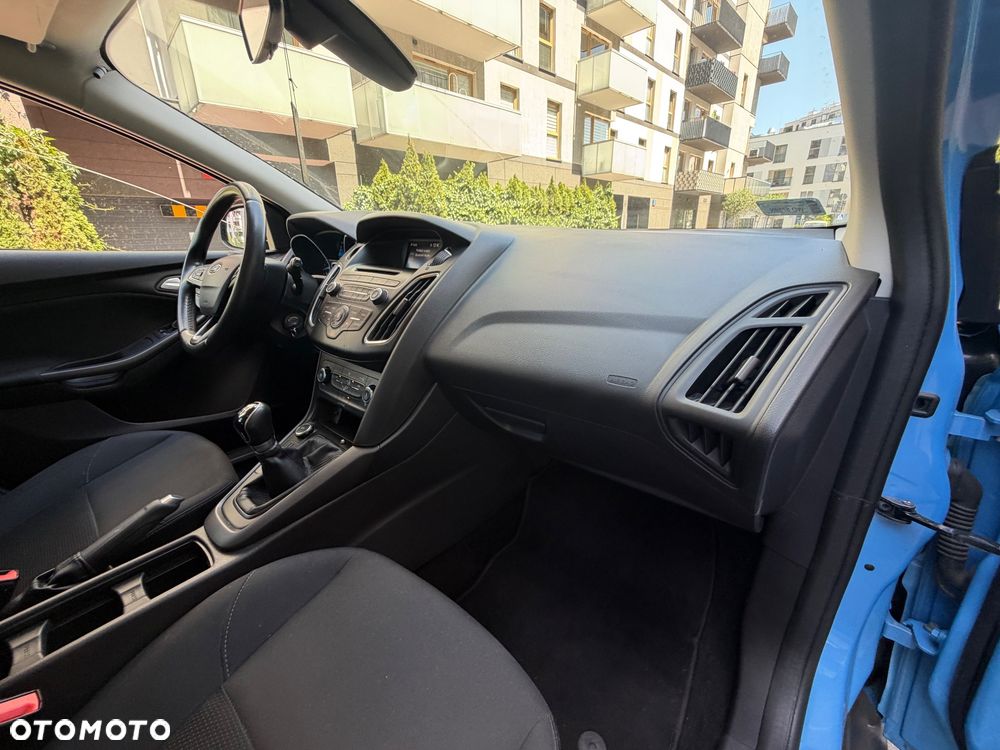 Ford Focus 1.6 SYNC Edition - 20