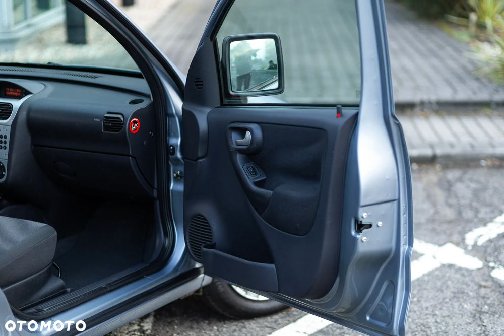 Opel Combo - 35