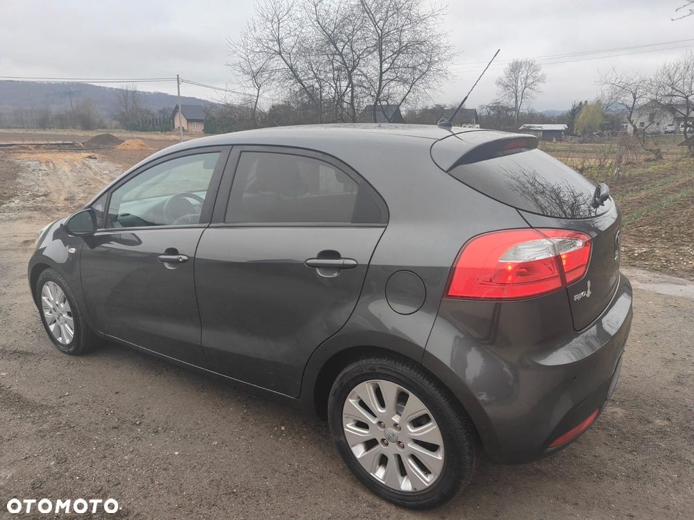 Kia Rio 1.2 Dream-Team Edition - 5
