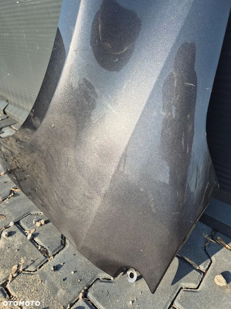 BŁOTNIK TOYOTA YARIS IV - 3