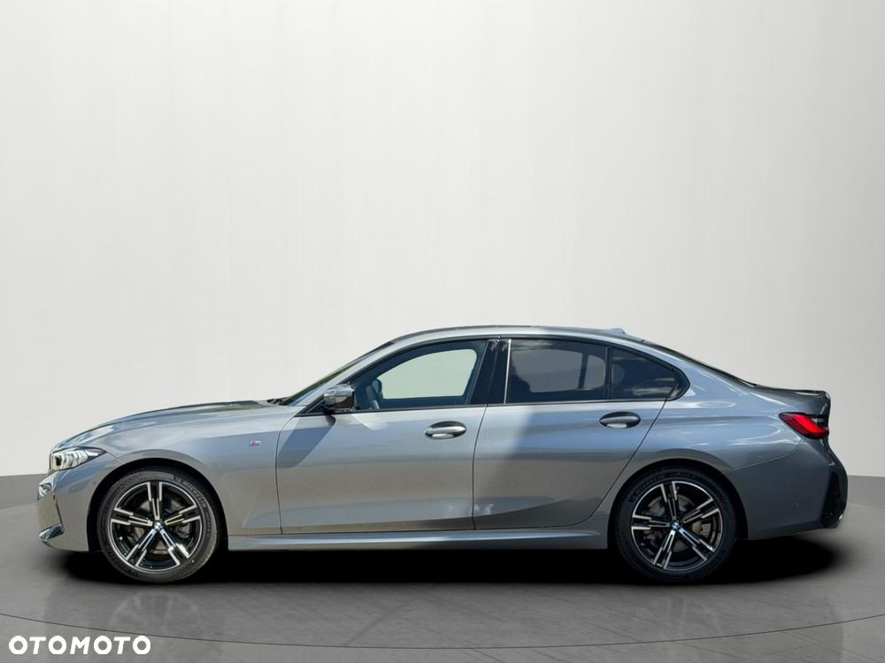 BMW Seria 3 320d xDrive mHEV M Sport - 3