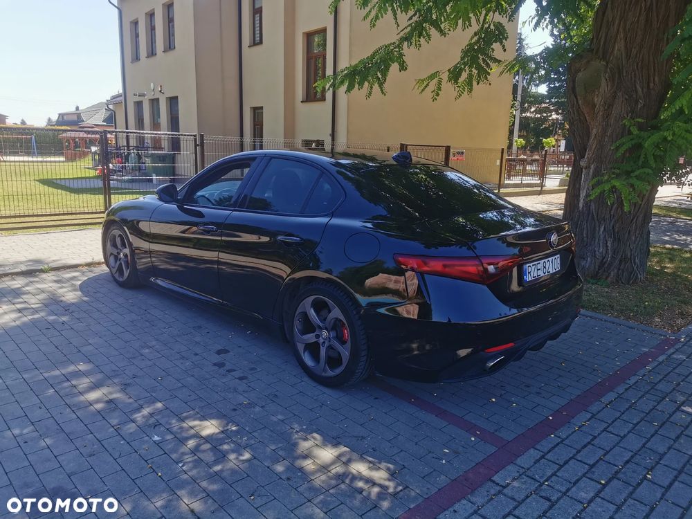 Alfa Romeo Giulia - 13