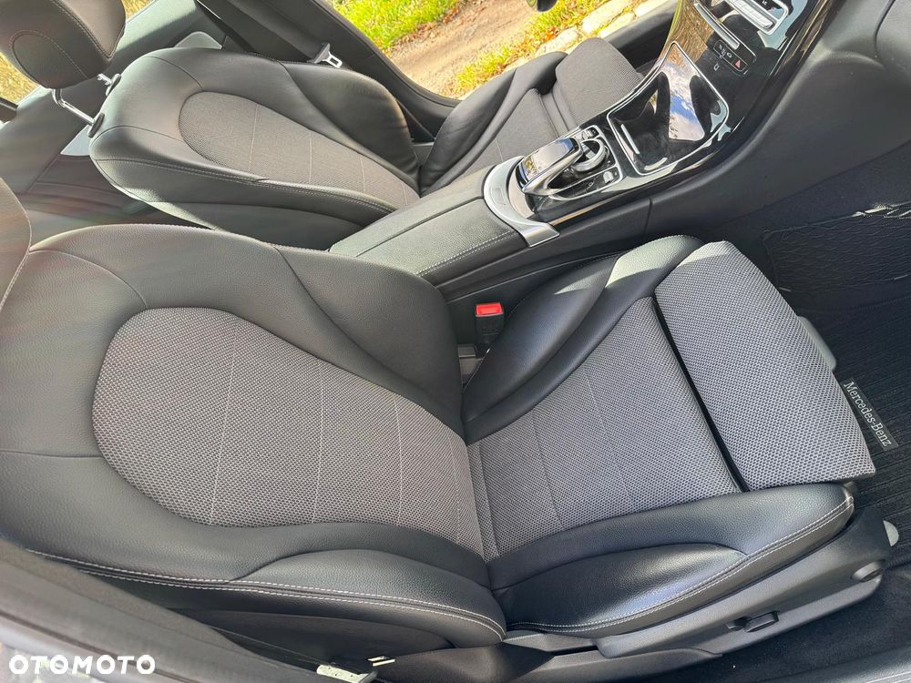 Mercedes-Benz Klasa C 180 7G-TRONIC - 17