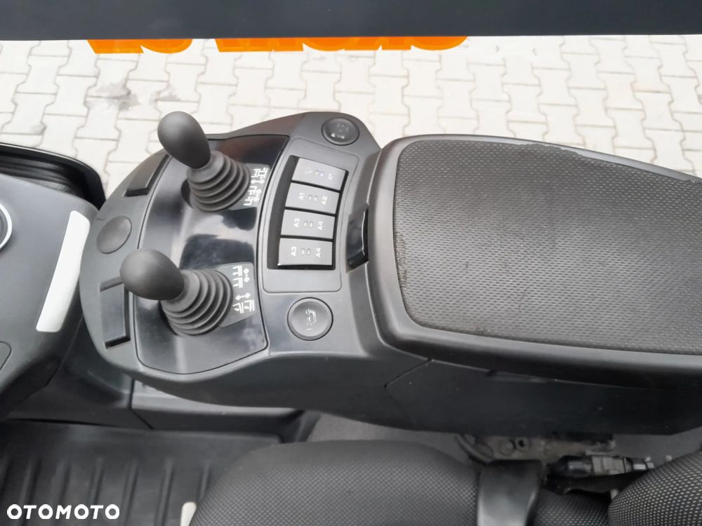Linde H30T-01 - 14