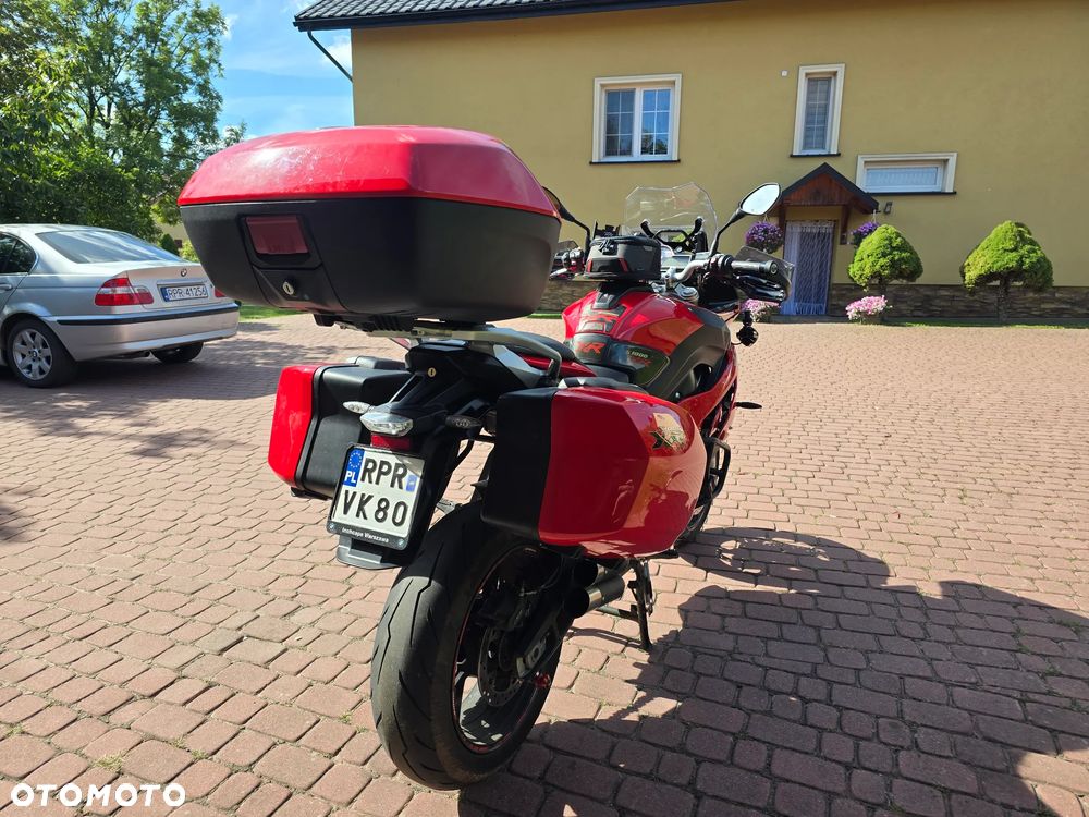 BMW XR - 5